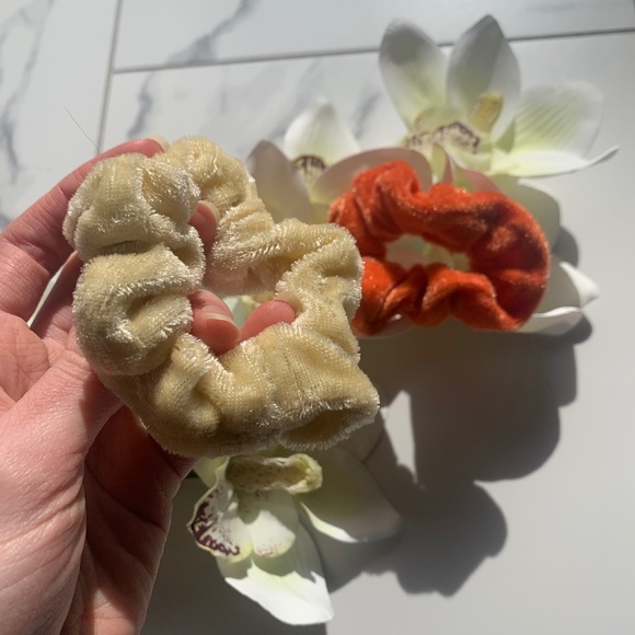 Gift with Purchase - Picture 4 of 10